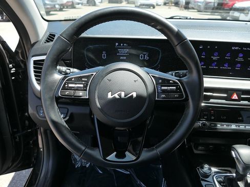Used 2025 Kia Seltos S FWD image 18