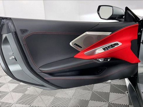 Used 2023 Chevrolet Corvette Stingray Premium Conv w/ Z51 Performance Package image 24