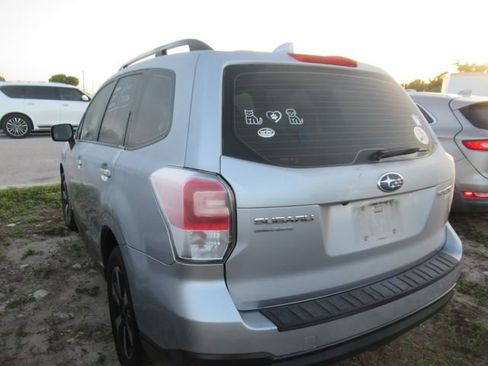 Used 2017 Subaru Forester 2.5i w/ Alloy Wheel Package AWD/4WD image 4