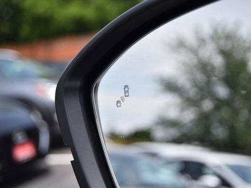 New 2025 Nissan Murano Platinum image 11