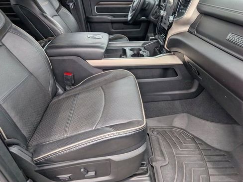 Used 2023 RAM 2500 Laramie AWD/4WD image 28