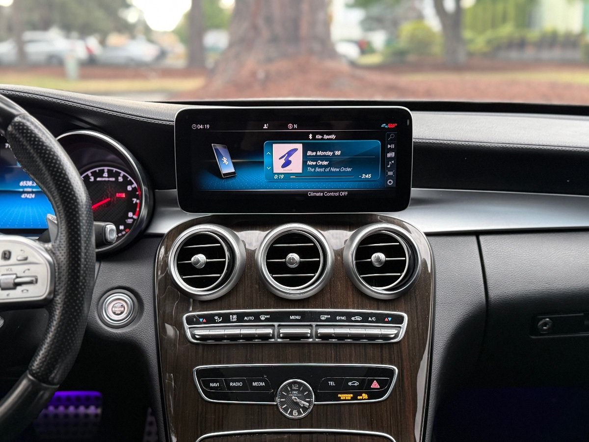Used 2020 Mercedes-Benz C 63 AMG Sedan w/ Multimedia Package image 22