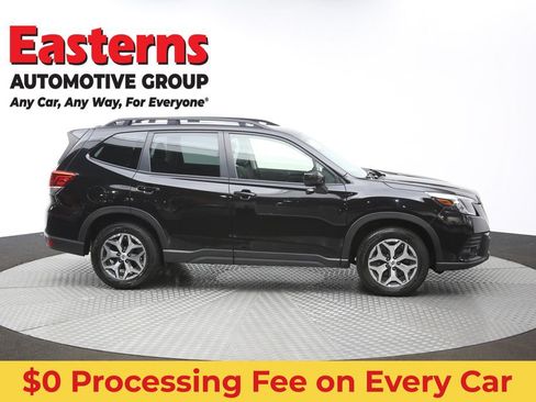 Used 2023 Subaru Forester Premium AWD/4WD image 50