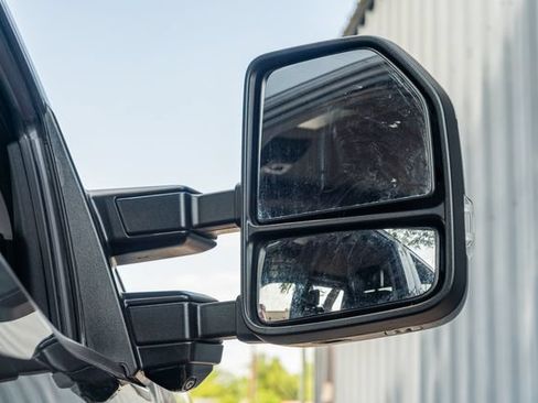 Used 2018 Ford F350 Lariat w/ Lariat Ultimate Package AWD/4WD image 13