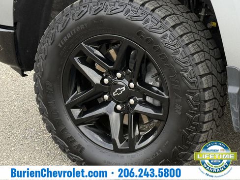 Used 2025 Chevrolet Silverado 1500 Custom Trail Boss image 31