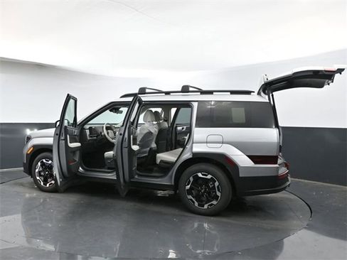 Used 2025 Hyundai Santa Fe SEL image 39