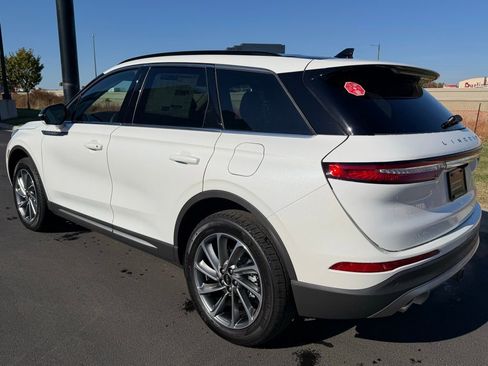 New 2026 Lincoln Corsair Premiere AWD/4WD image 3