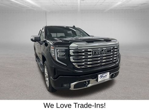 Used 2024 GMC Sierra 1500 Denali w/ Technology Package image 3