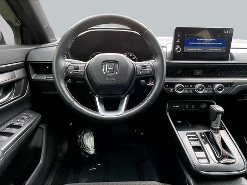 Used 2026 Honda CR-V Sport image 6