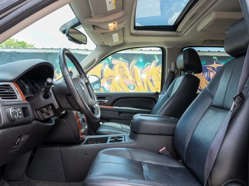 Used 2013 Chevrolet Tahoe LT w/ Texas Edition RWD image 23