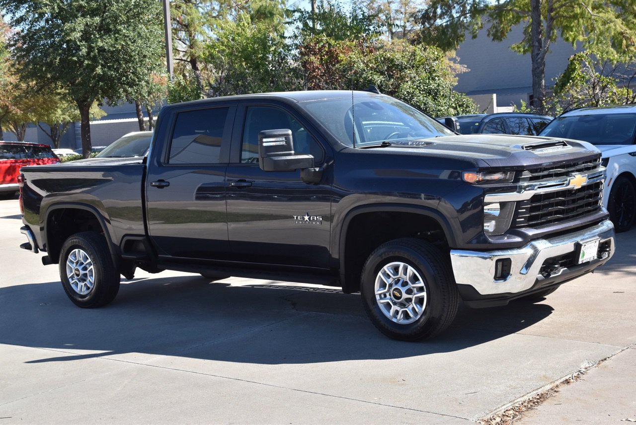 Used 2024 Chevrolet Silverado 2500 LT w/ Texas Edition RWD image 5