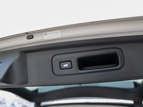 Used 2025 Honda Odyssey Elite image 42