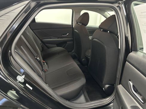 Used 2023 Hyundai Elantra SEL w/ Convenience Package FWD image 35