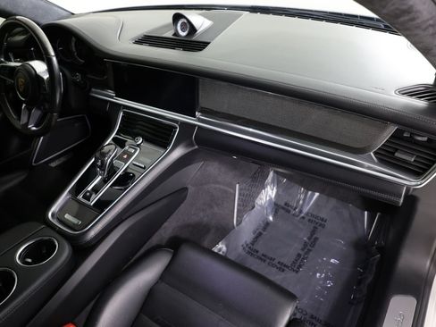 Used 2018 Porsche Panamera Turbo AWD/4WD image 30