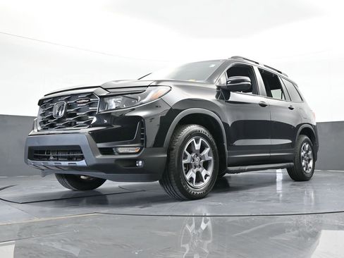 Used 2023 Honda Passport TrailSport image 60