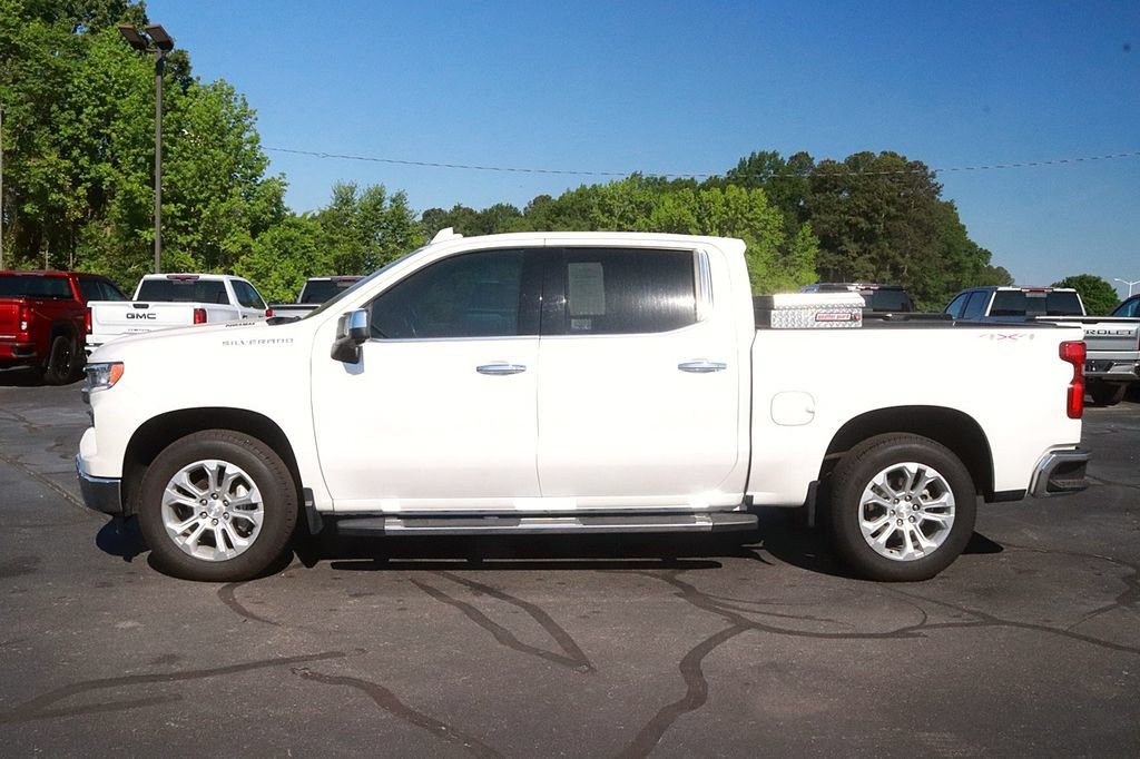 Used 2024 Chevrolet Silverado 1500 LTZ w/ Technology Package AWD/4WD image 4