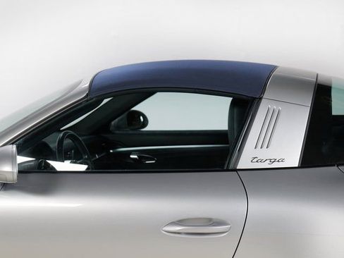 Certified 2017 Porsche 911 Targa 4S image 37