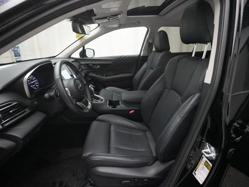 Certified 2025 Subaru Outback Limited AWD/4WD image 7