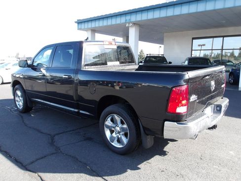 Used 2018 RAM 1500 Big Horn AWD/4WD image 3