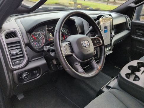 Used 2024 RAM 2500 Tradesman w/ Chrome Appearance Group image 2