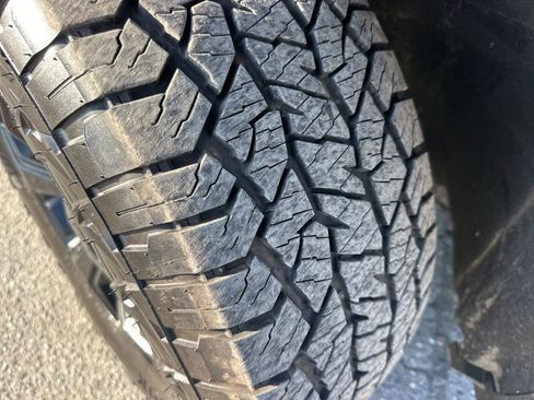 Used 2022 Ford Explorer Timberline image 38