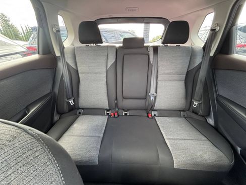 Used 2022 Nissan Rogue SV FWD image 38