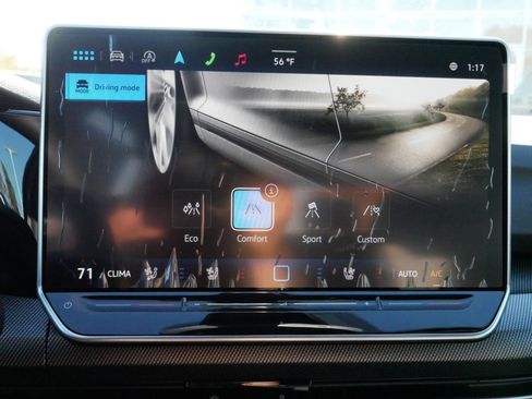 New 2025 Volkswagen GTI SE image 10