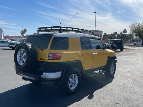 Used 2008 Toyota FJ Cruiser 4WD image 5