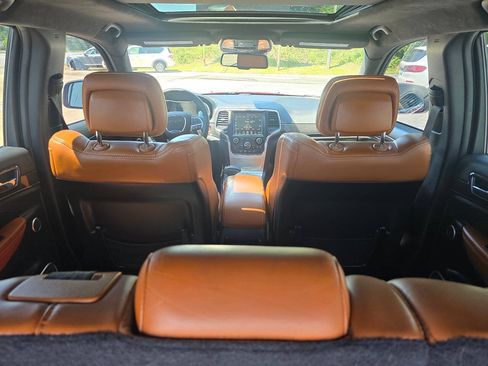 Used 2014 Jeep Grand Cherokee SRT8 w/ Luxury Group II AWD/4WD image 23