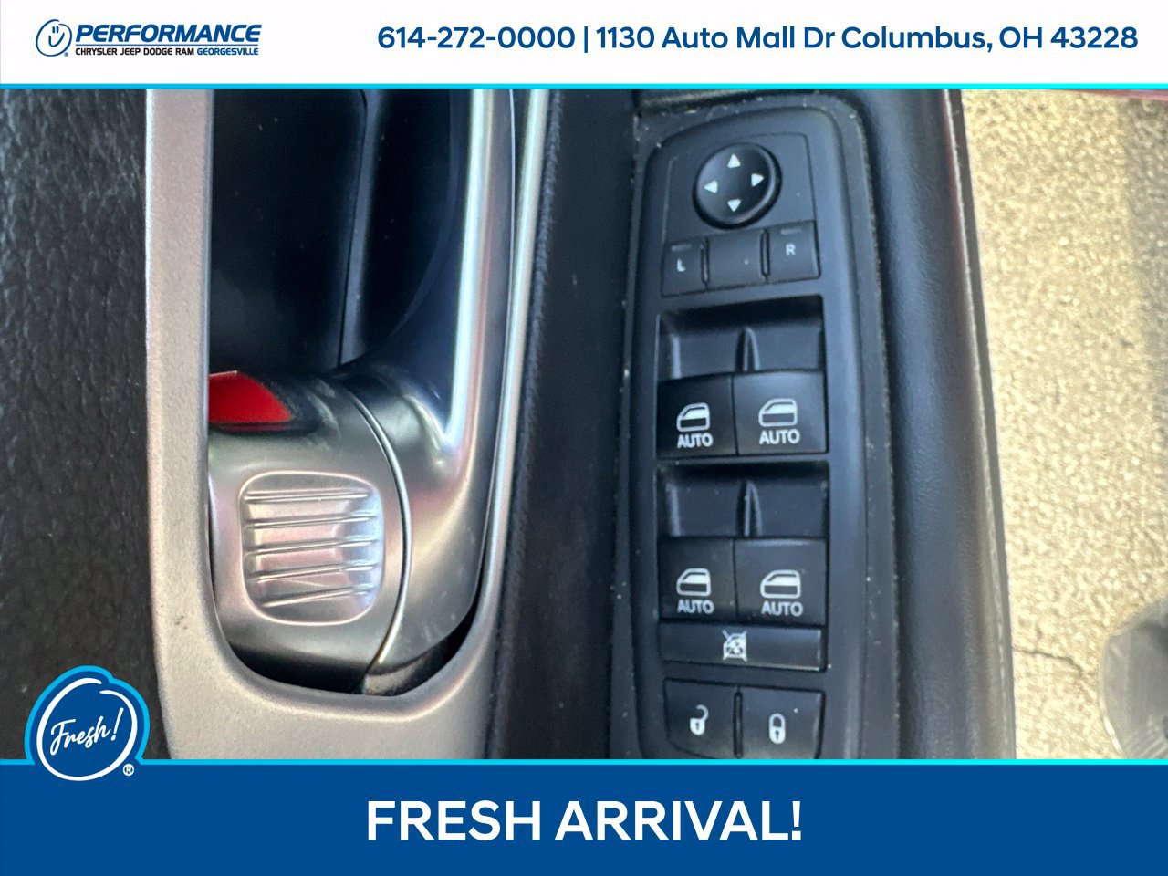 Used 2019 Chrysler Pacifica Touring-L Plus w/ Advanced Safetytec Group FWD image 16