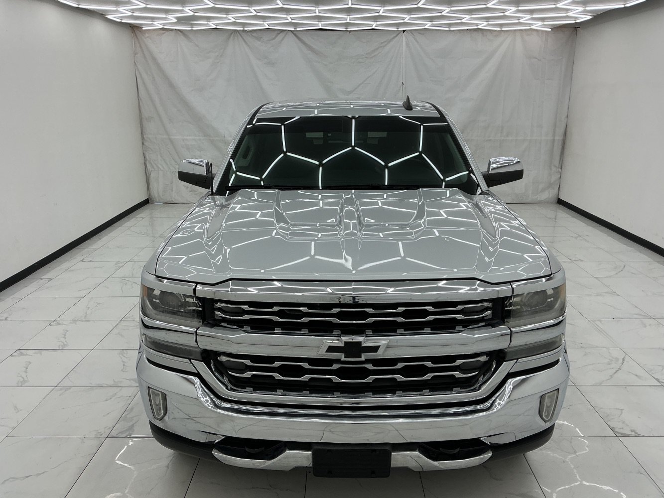 Used 2016 Chevrolet Silverado 1500 LTZ AWD/4WD image 7