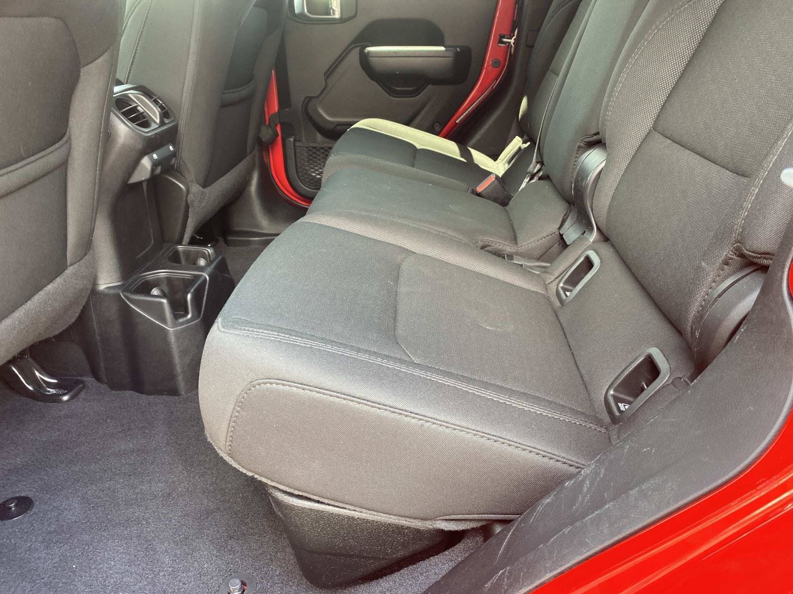 Used 2021 Jeep Gladiator Sport AWD/4WD image 18