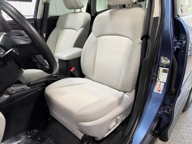 Used 2016 Subaru Forester 2.5i Premium w/ All-Weather Package AWD/4WD image 20