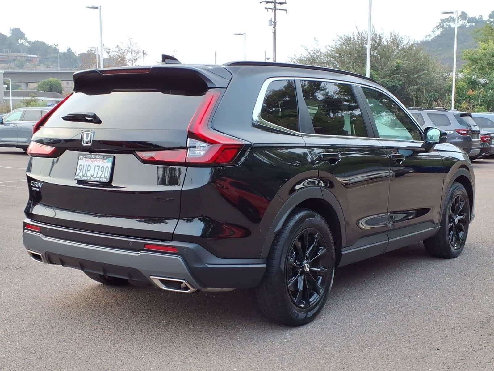 Used 2025 Honda CR-V Sport-L image 4