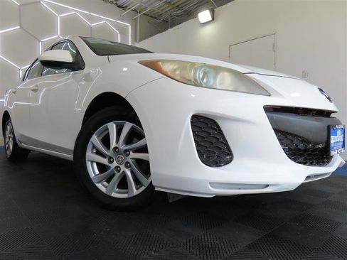 Used 2012 MAZDA MAZDA3 i Touring image 4