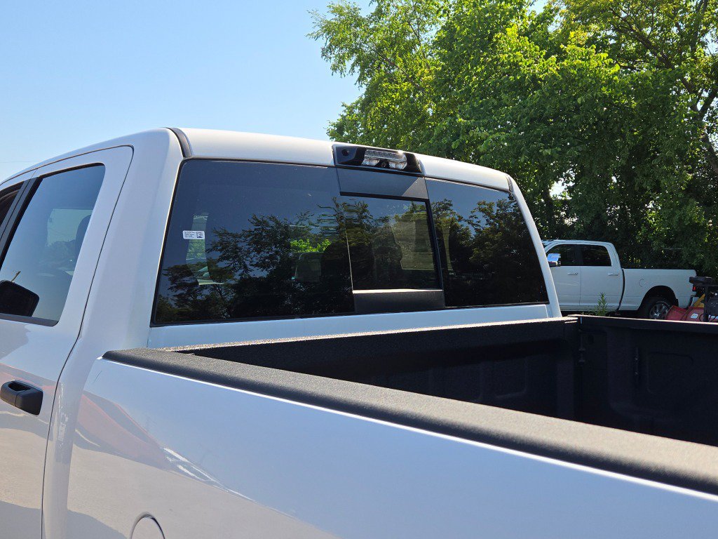 New 2026 RAM 3500 Big Horn AWD/4WD image 19