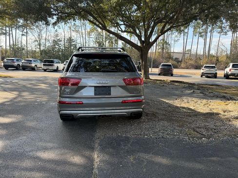 Used 2018 Audi Q7 3.0T Prestige image 6