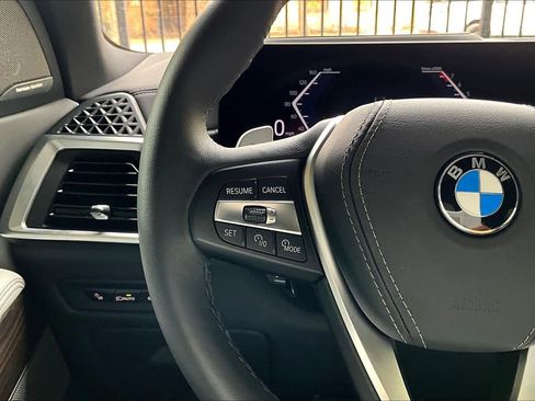 Used 2026 BMW X5 sDrive40i w/ Climate Comfort Package image 23