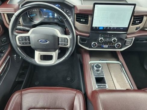 Used 2023 Ford Expedition Limited RWD image 27