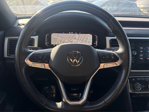 Used 2022 Volkswagen Atlas Cross Sport SEL Premium R-Line image 17