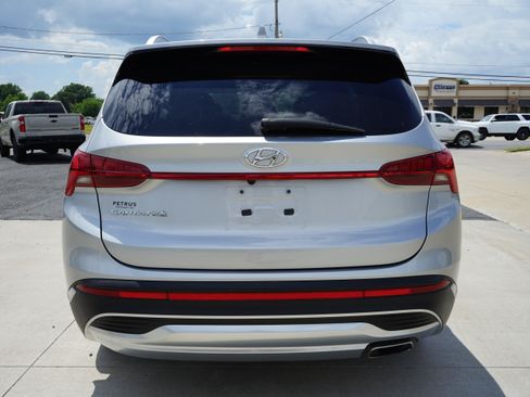 Used 2022 Hyundai Santa Fe SEL w/ Convenience + Premium Package FWD image 4