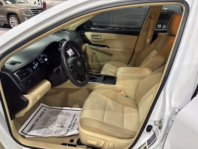Used 2015 Toyota Camry LE FWD image 11