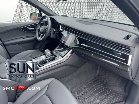 Used 2025 Audi Q7 2.0T Premium Plus w/ Premium Plus Package image 8