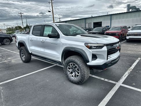 New 2026 Chevrolet Colorado ZR2 w/ Technology Package image 2