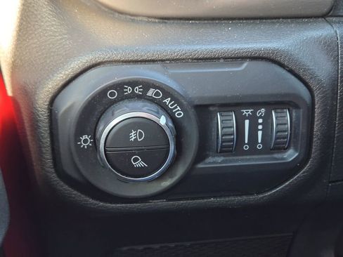 Used 2020 Jeep Gladiator Sport w/ Quick Order Package 24S image 26