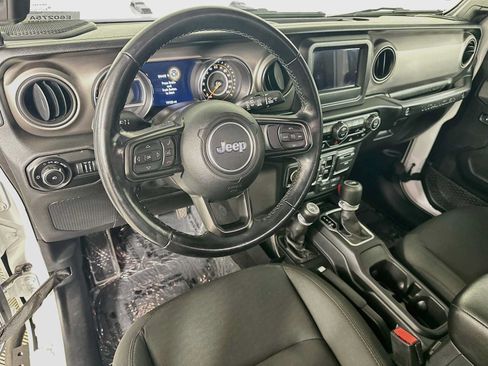 Used 2021 Jeep Wrangler Unlimited Sport AWD/4WD image 9