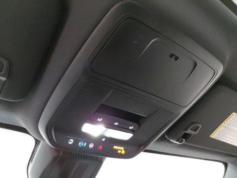 New 2026 Chevrolet Equinox LT w/ Convenience Package II image 29