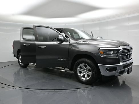 Used 2023 RAM 1500 Laramie AWD/4WD image 32