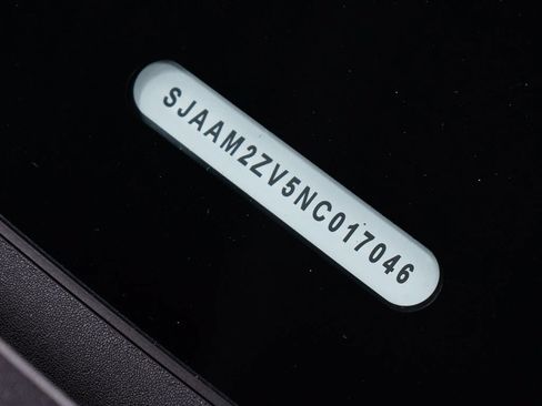 Certified 2022 Bentley Bentayga AWD/4WD image 51