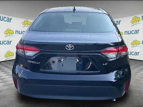 Used 2023 Toyota Corolla LE w/ Carpet Mat Package (TMS) FWD image 3